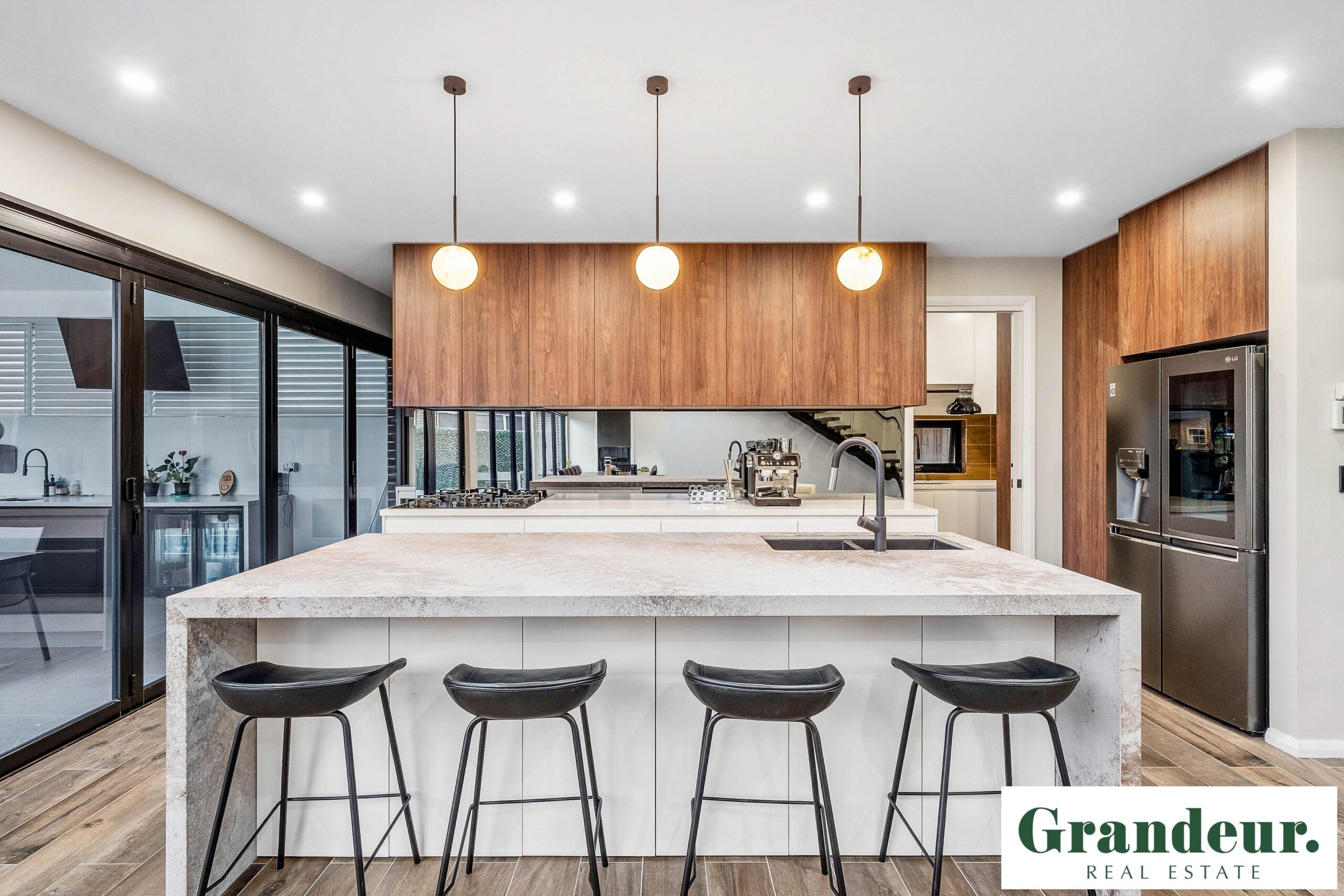 30 Jenkinson Drive, ELIZABETH HILLS NSW 2171