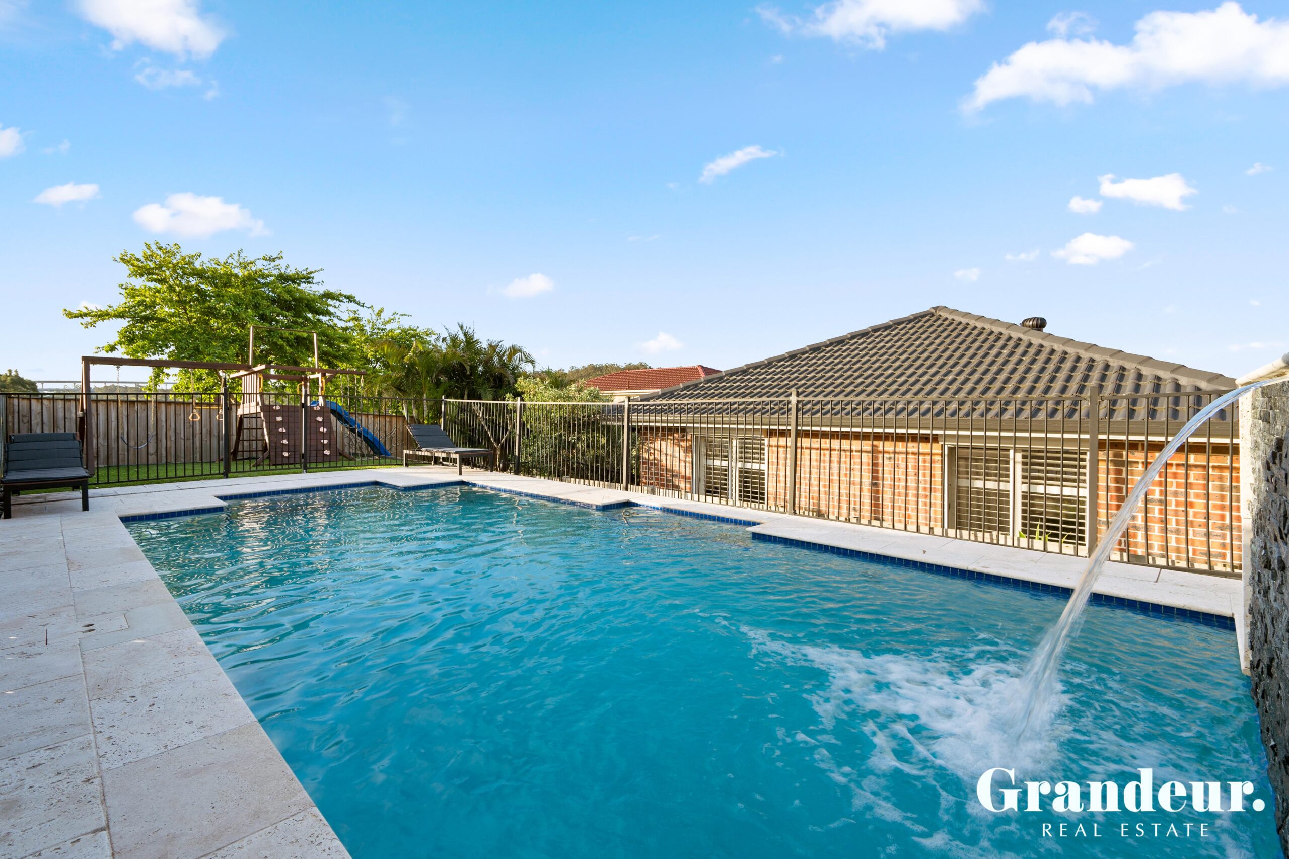 9 Adelaide Place, CECIL HILLS  NSW  2171