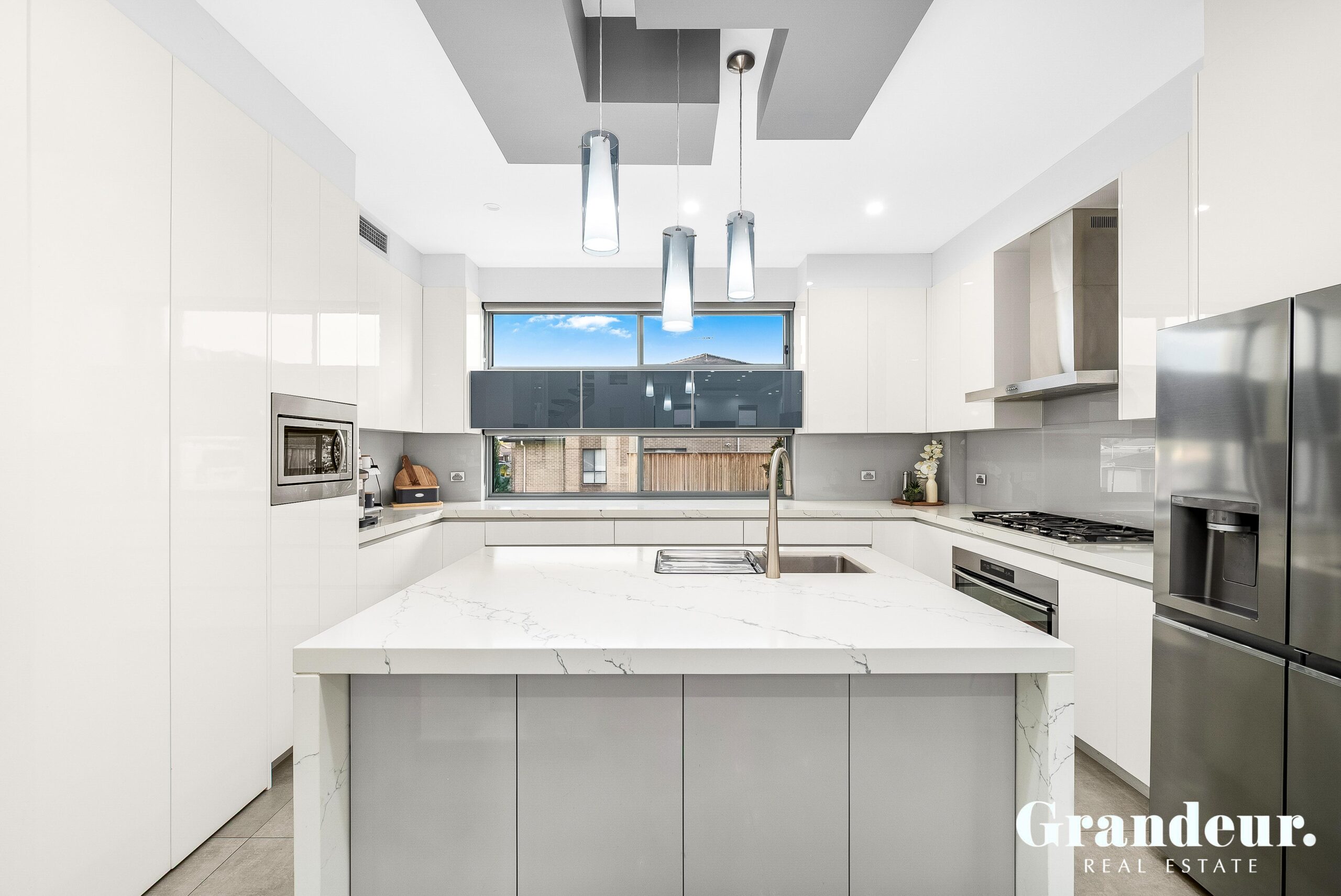 37 Rosebank Avenue, ELIZABETH HILLS  NSW  2171