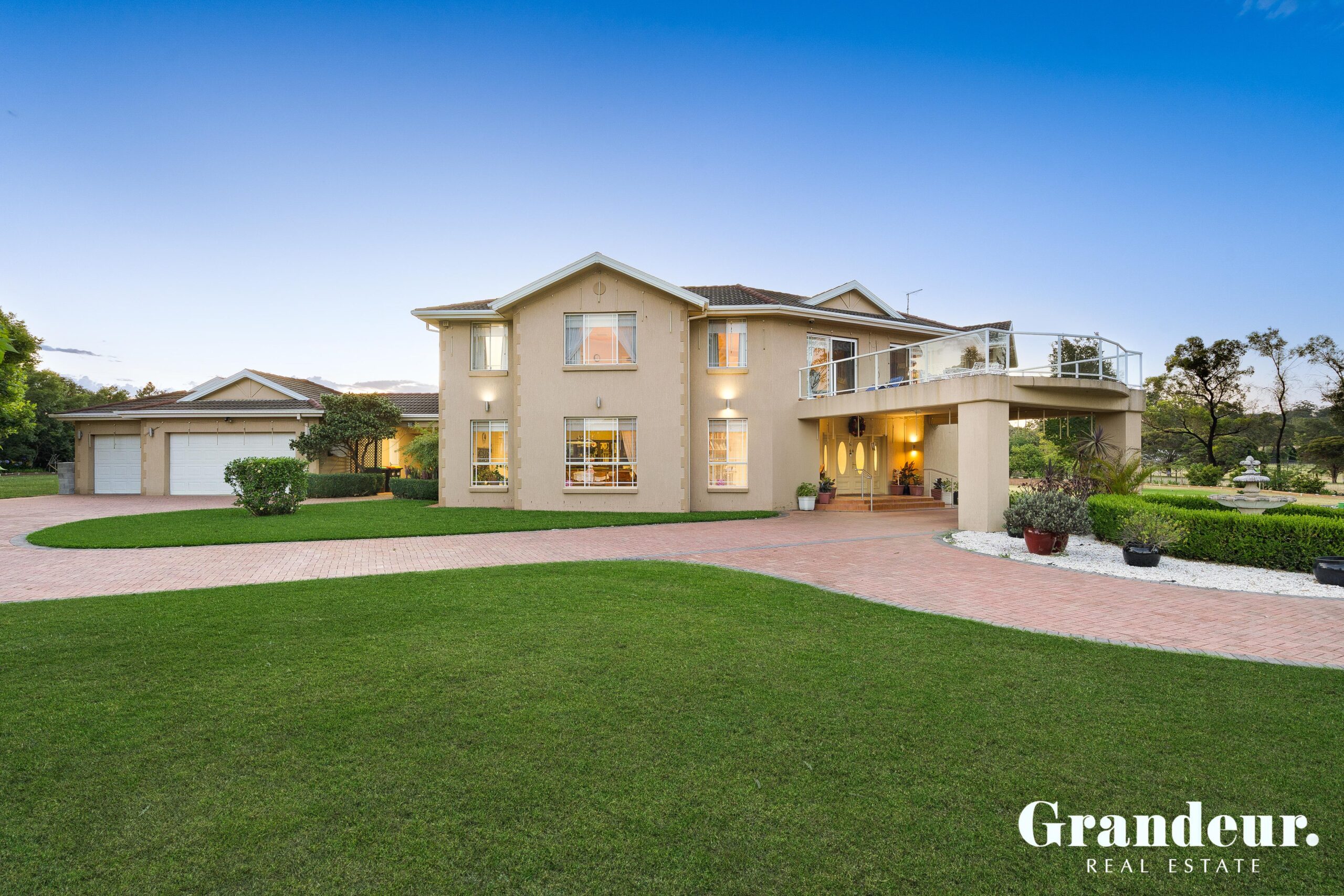 12 Culverston Avenue, DENHAM COURT  NSW  2565